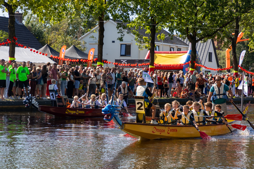 ZO 34 In Beeld Drakenbootrace Op Erica ZO 34 In Beeld Drakenbootrace Op Erica
